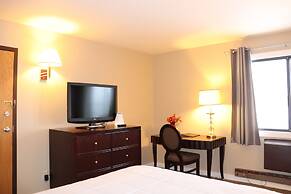 The Washburn Inn - On the Lake