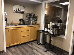 The Washburn Inn - On the Lake