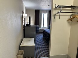 Super 8 by Wyndham Columbia Clark Lane