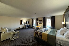 Super 8 by Wyndham Columbia Clark Lane