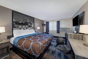 Super 8 by Wyndham Kansas City at Barry Road/Airport