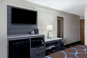 Super 8 by Wyndham Kansas City at Barry Road/Airport