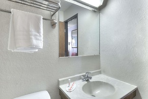 Super 8 by Wyndham Augusta