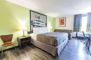 Super 8 by Wyndham Branson/Andy Williams Theater