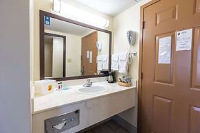 Super 8 by Wyndham Branson/Andy Williams Theater