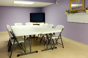 Super 8 by Wyndham Branson/Andy Williams Theater