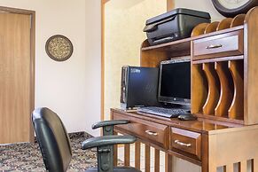 Super 8 by Wyndham Dodgeville