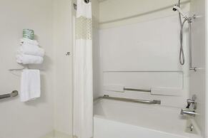 Super 8 by Wyndham Canton/Livonia Area