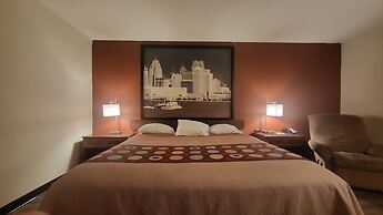 Super 8 by Wyndham Canton/Livonia Area