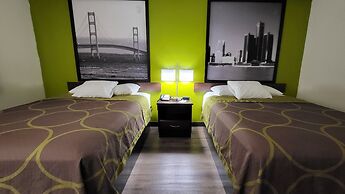 Super 8 by Wyndham Canton/Livonia Area
