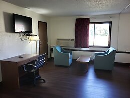 Americas Best Value Inn & Suites Harrisonville