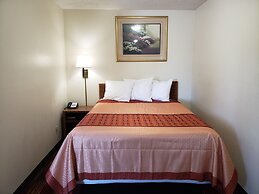 Americas Best Value Inn & Suites Harrisonville