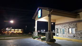 Americas Best Value Inn & Suites Harrisonville