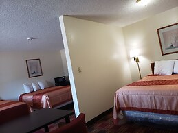 Americas Best Value Inn & Suites Harrisonville