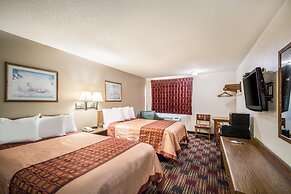 Americas Best Value Inn & Suites Harrisonville