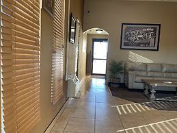 Super 8 by Wyndham Bismarck