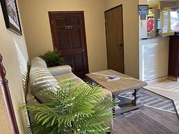 Super 8 by Wyndham Bismarck