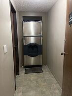 Super 8 by Wyndham Bismarck