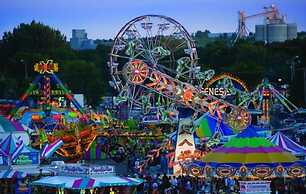 Super 8 by Wyndham Minot Airport