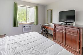 Super Inn by OYO Lansing MI