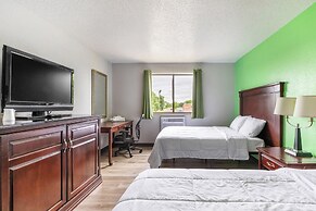 Super Inn by OYO Lansing MI