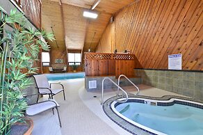 Super 8 by Wyndham Deadwood / Black Hills Area