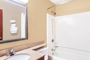 Super 8 by Wyndham Tilton/Lake Winnipesaukee