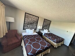 Super 8 by Wyndham Williston ND