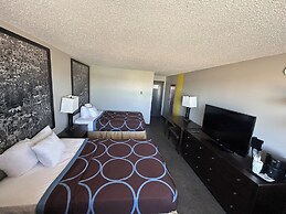 Super 8 by Wyndham Williston ND