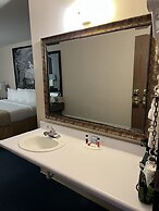 Super 8 by Wyndham Sturgis