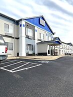 Coratel Inn & Suites By Jasper Northfield