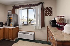 Travelodge by Wyndham Redwood Falls