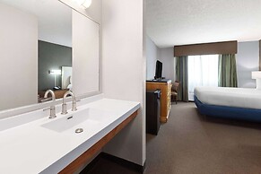 Travelodge by Wyndham Redwood Falls