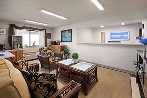 Travelodge by Wyndham Redwood Falls