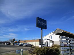 Travelodge by Wyndham Redwood Falls