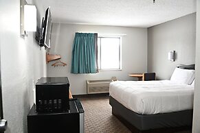 Hibbing Inn and Suites