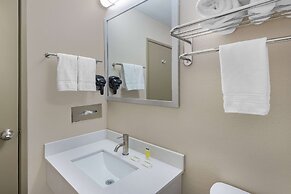 Super 8 by Wyndham Charlottesville