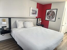 Ramada by Wyndham York Harrisburg Hershey