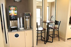 Super 8 by Wyndham Plattsburgh