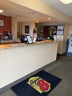 Super 8 by Wyndham Newburgh/West Point Near Stewart Airport