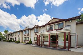 FairBridge Inn Express Nyack