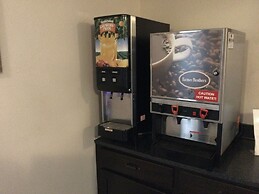 Super 8 by Wyndham Monroe WI