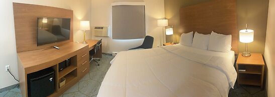 Baymont by Wyndham Oshkosh Airport