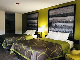 Super 8 by Wyndham Mifflinville Near Bloomsburg