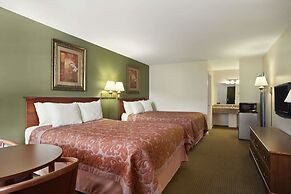 Super 8 by Wyndham Mifflinville Near Bloomsburg