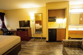 Coratel Inn & Suites By Jasper River Falls