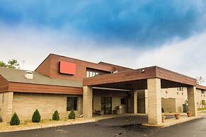 Coratel Inn & Suites By Jasper River Falls