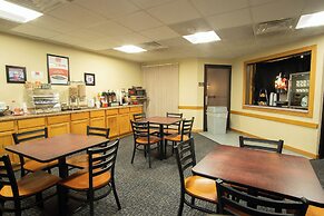 Coratel Inn & Suites By Jasper River Falls