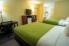 Coratel Inn & Suites By Jasper River Falls