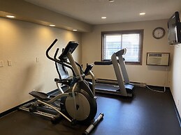 Super 8 by Wyndham Green Bay Near Stadium